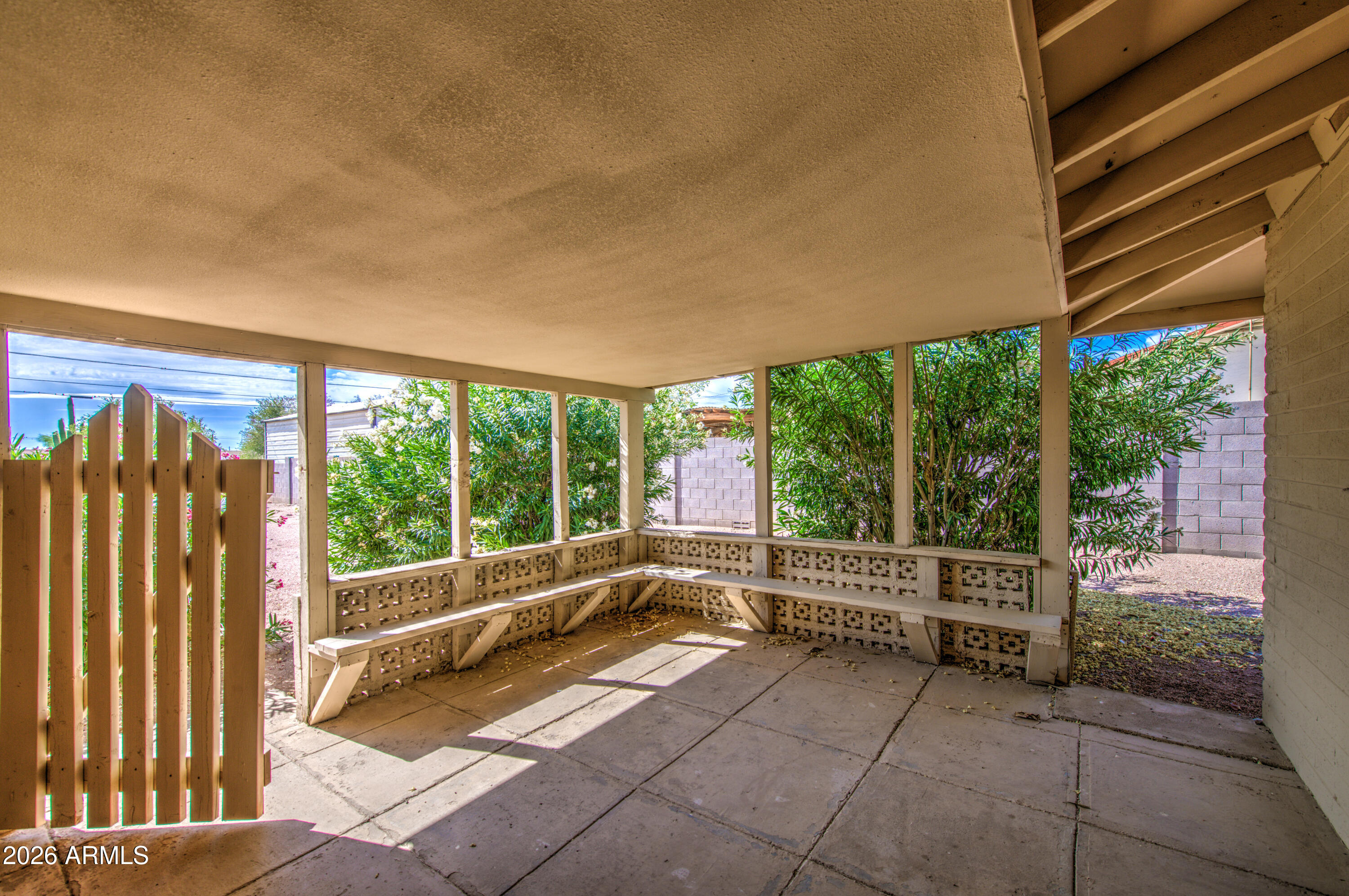 APACHE HOMES - Residential