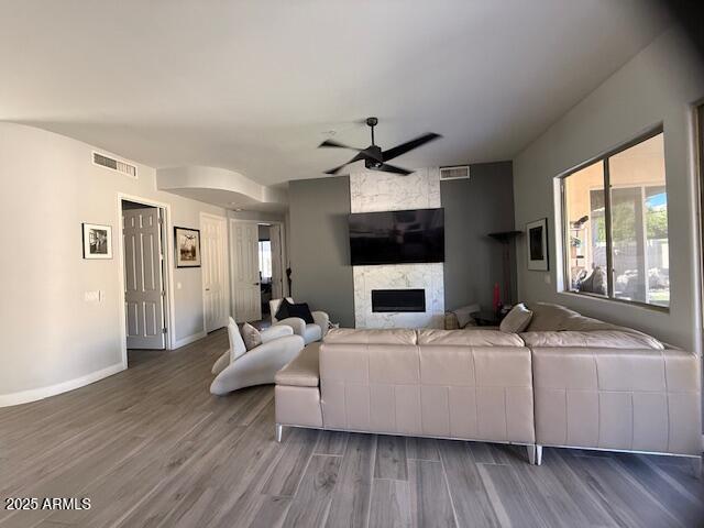 7246 E LUPINE Avenue