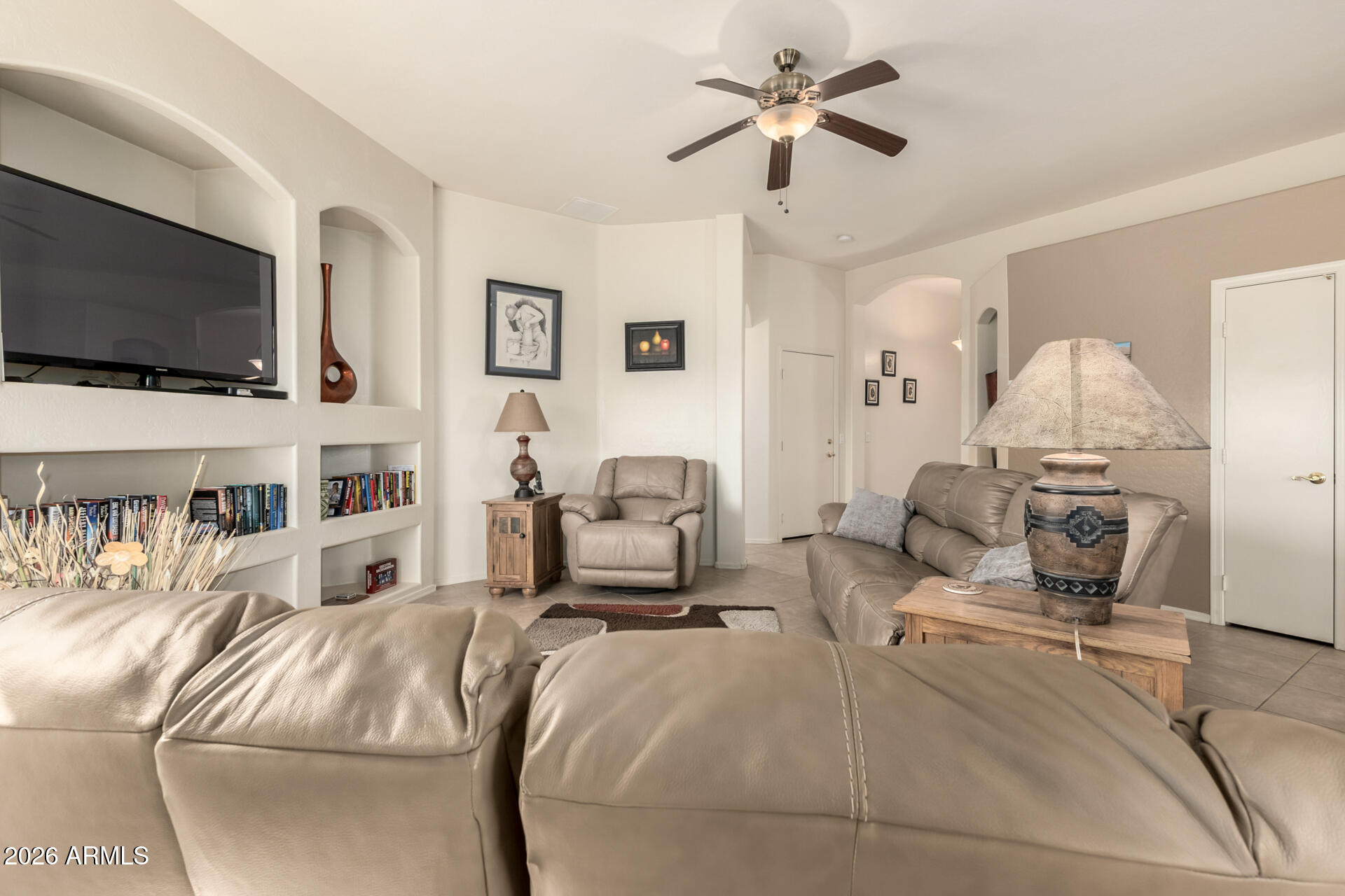 6693 S WEAVERS NEEDLE Trail