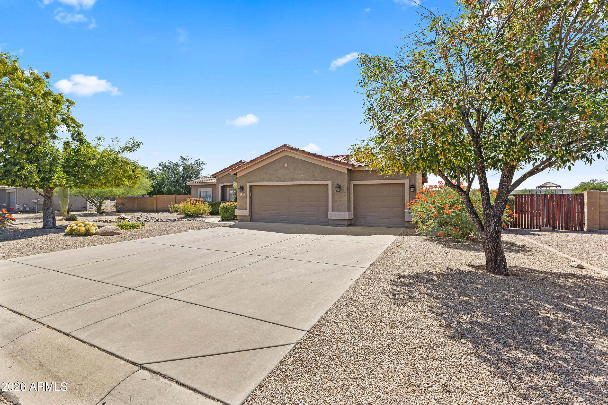 237 E DESERT HOLLY Drive