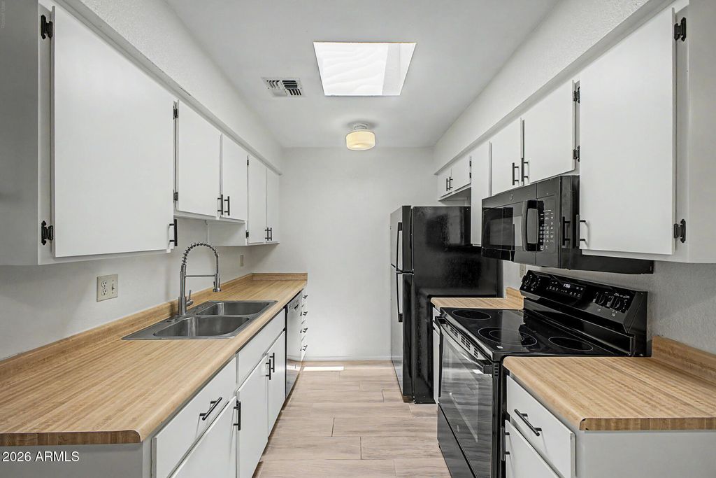 Photo of 20236 N 6th Drive #6, Phoenix, AZ 85027 (MLS # 7016099)
