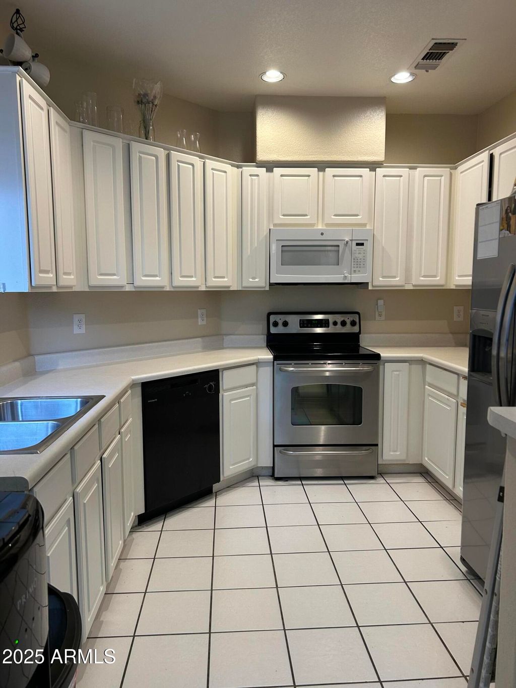 Photo of 8800 N 107th Avenue N #17, Peoria, AZ 85345 (MLS # 6932436)