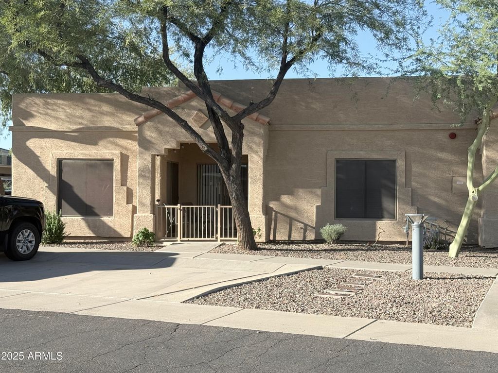 Photo of 8800 N 107th Avenue N #17, Peoria, AZ 85345 (MLS # 6932436)