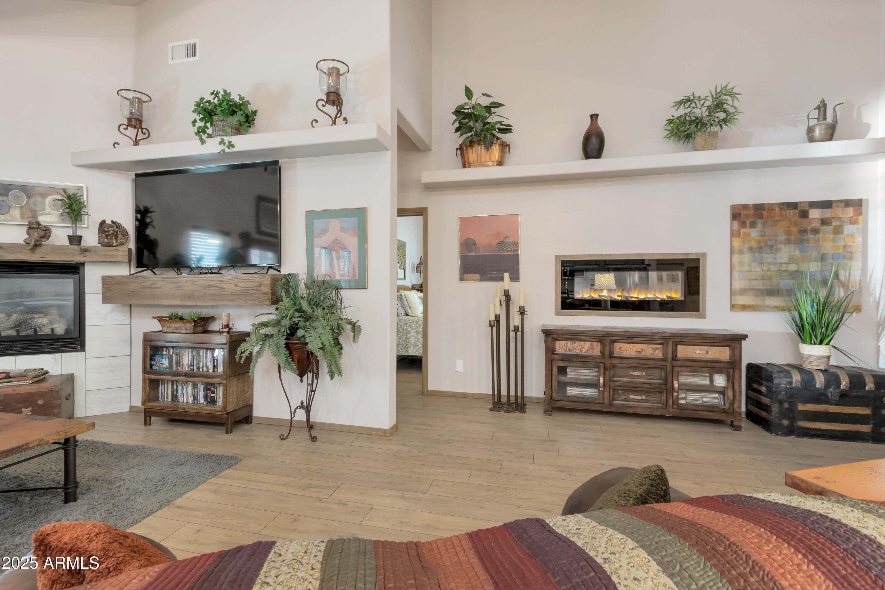 2332 S DIAMOND CREEK Lane