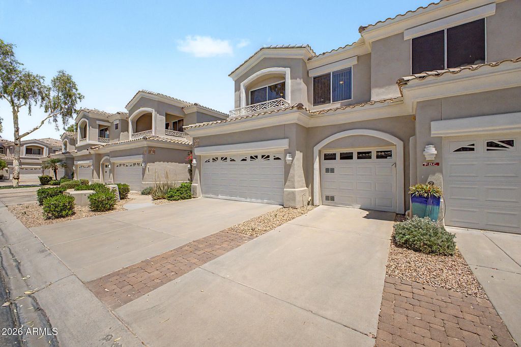 Photo of 3800 S Cantabria Circle #1048, Chandler, AZ 85248 (MLS # 7027760)