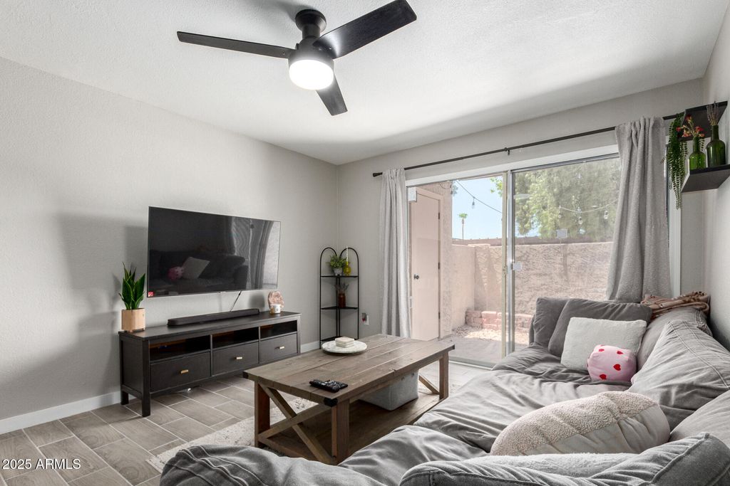 Photo of 1942 S Emerson Street #112, Mesa, AZ 85210 (MLS # 6972984)