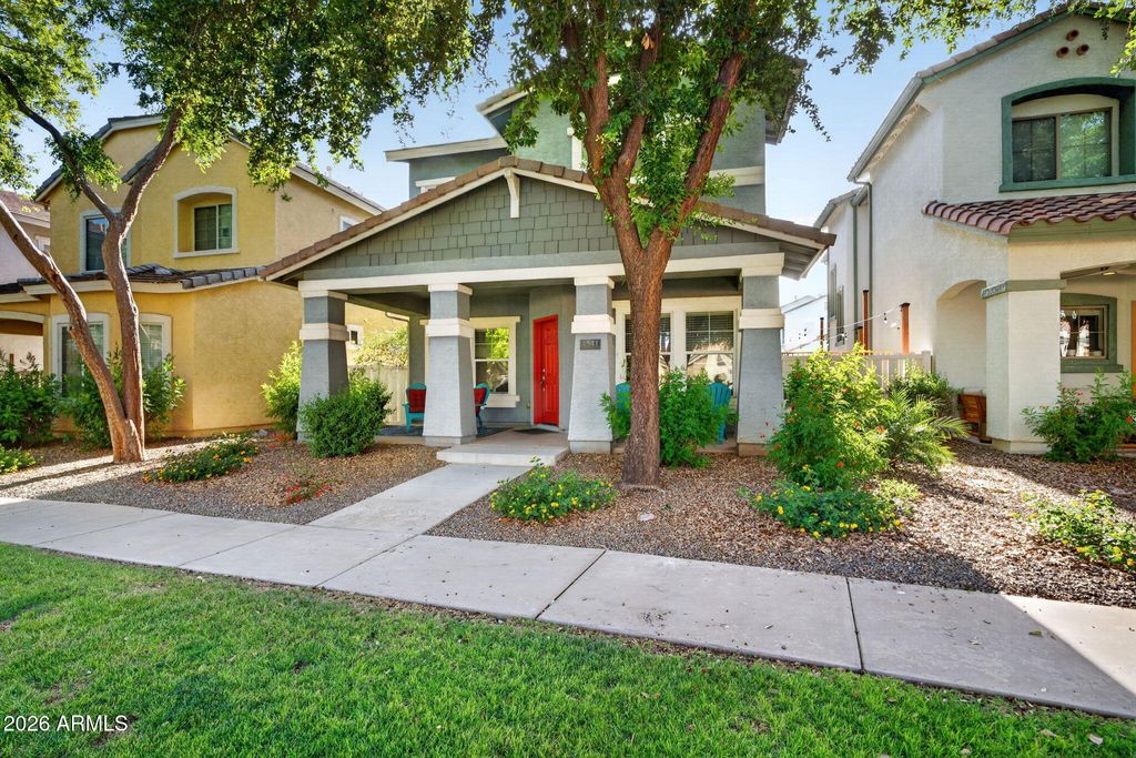 Photo of 1541 S Malabar Lane, Gilbert, AZ 85296 (MLS # 7021341)