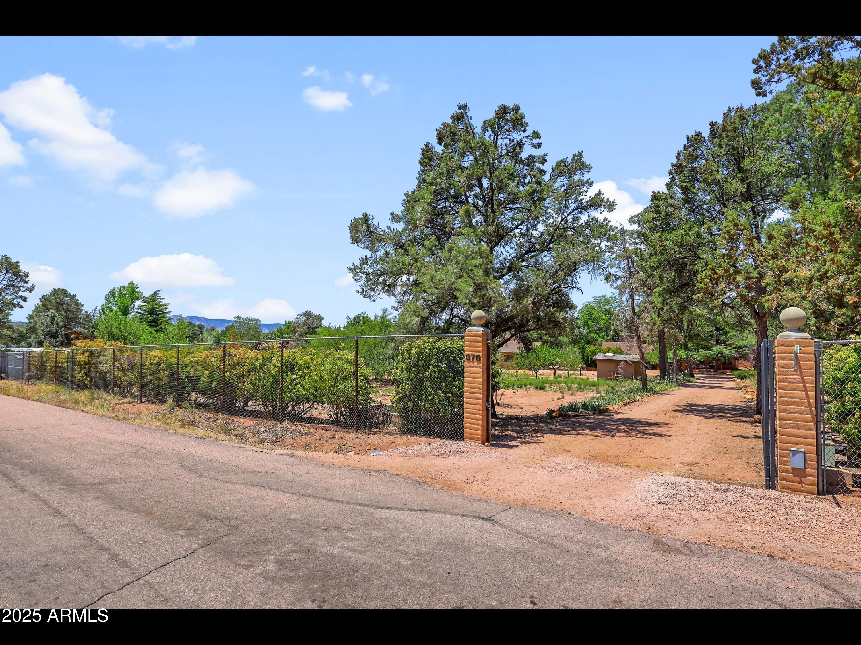 676 N PINON Road