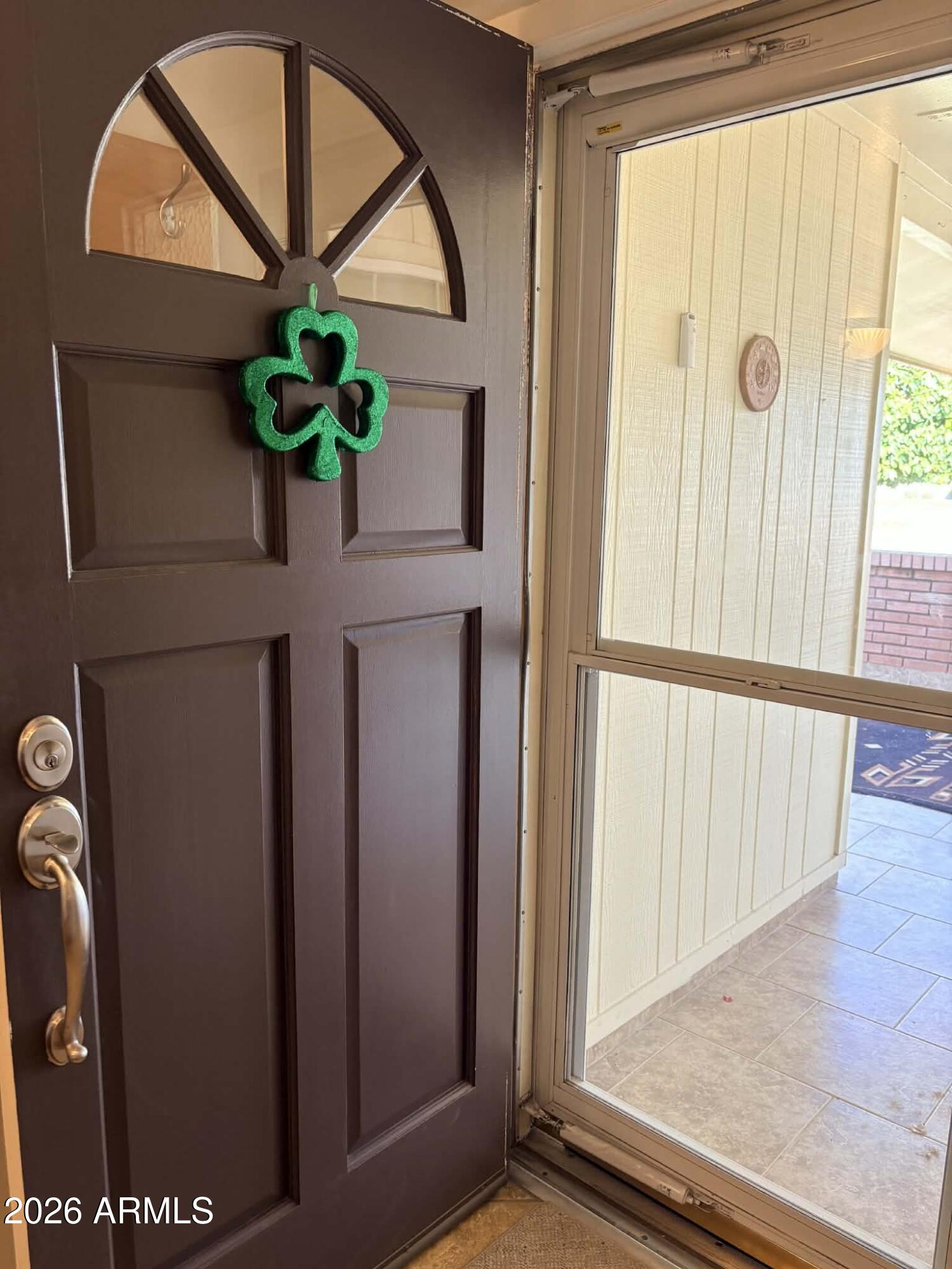 10931 W PEORIA Avenue