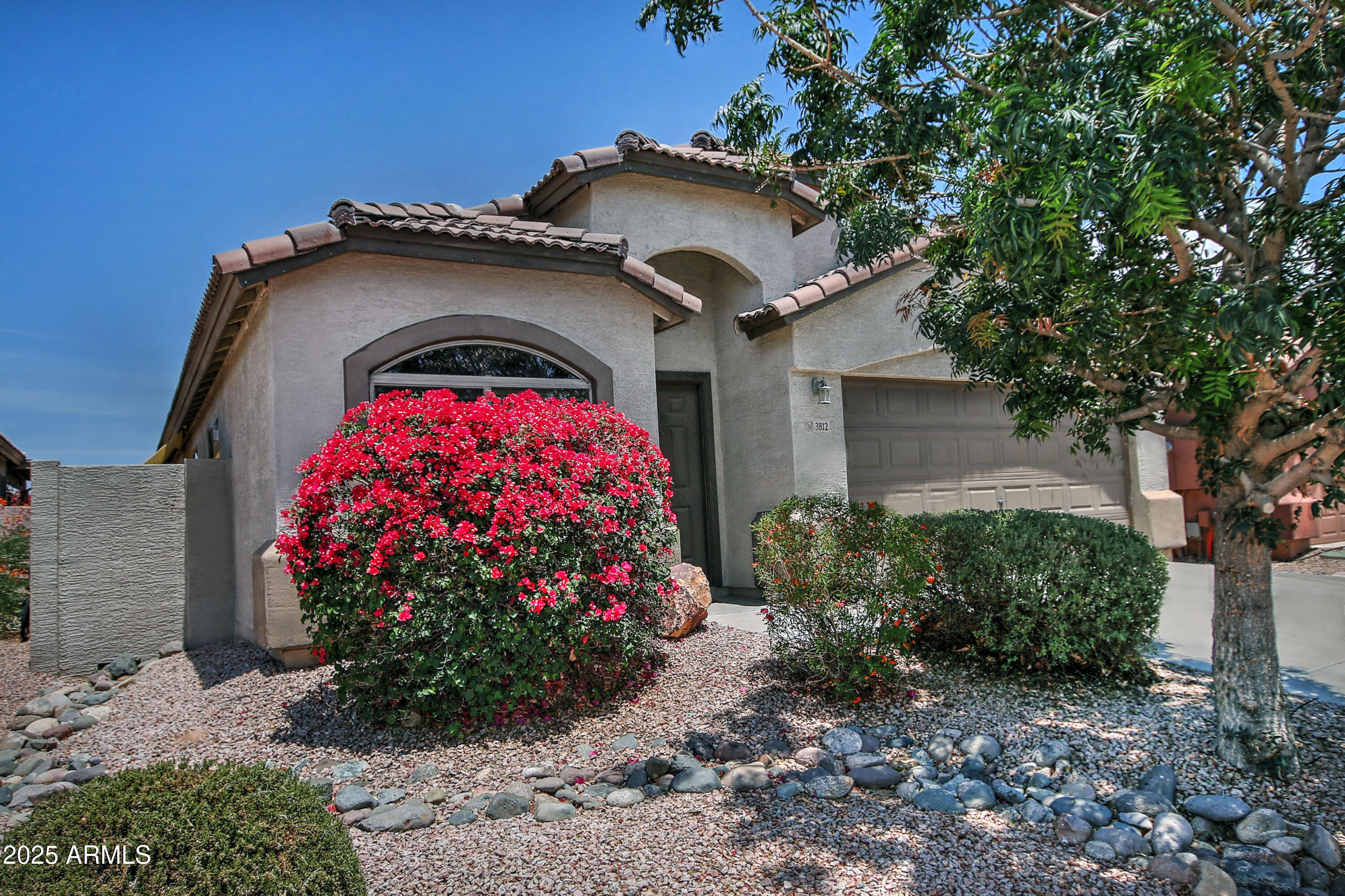 3812 W Carlos Lane