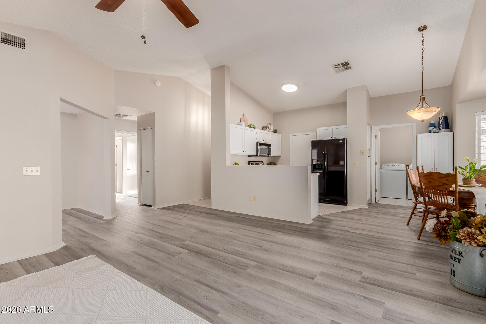 1822 E Riviera Drive