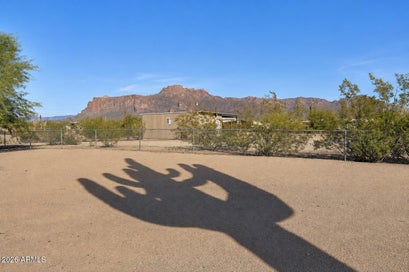 1823 S HILTON Road Apache Junction AZ 85119