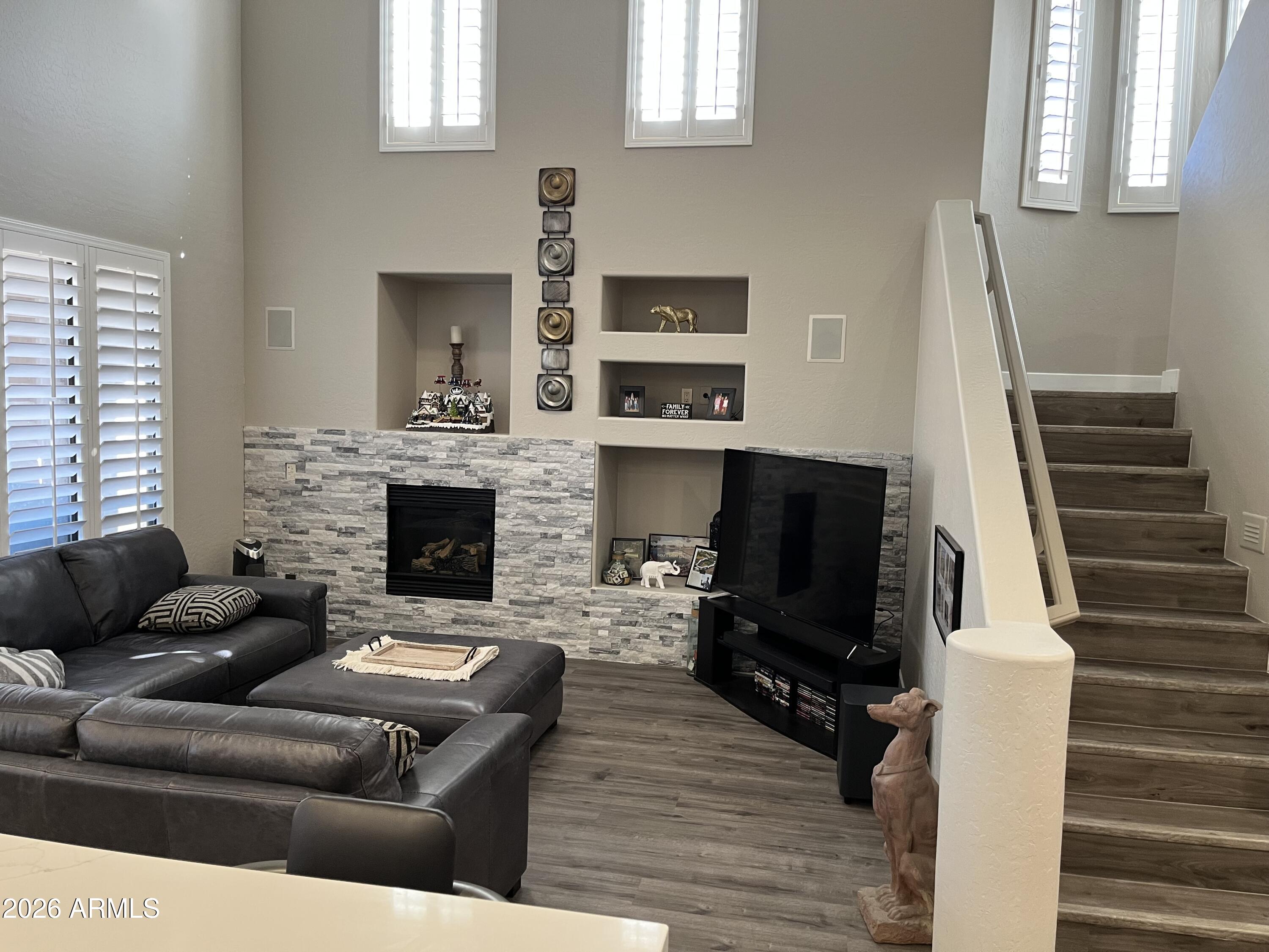 7445 E EAGLE CREST Drive 1064