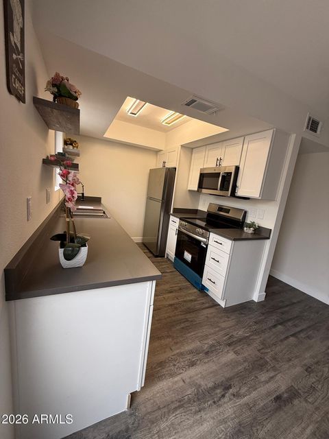 3119 W COCHISE Drive 231 Phoenix AZ 85051