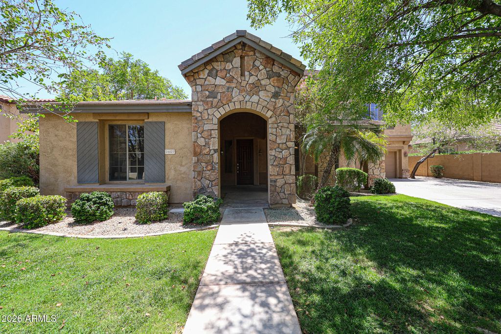 Photo of 2407 E Glacier Place, Chandler, AZ 85249 (MLS # 7053007)