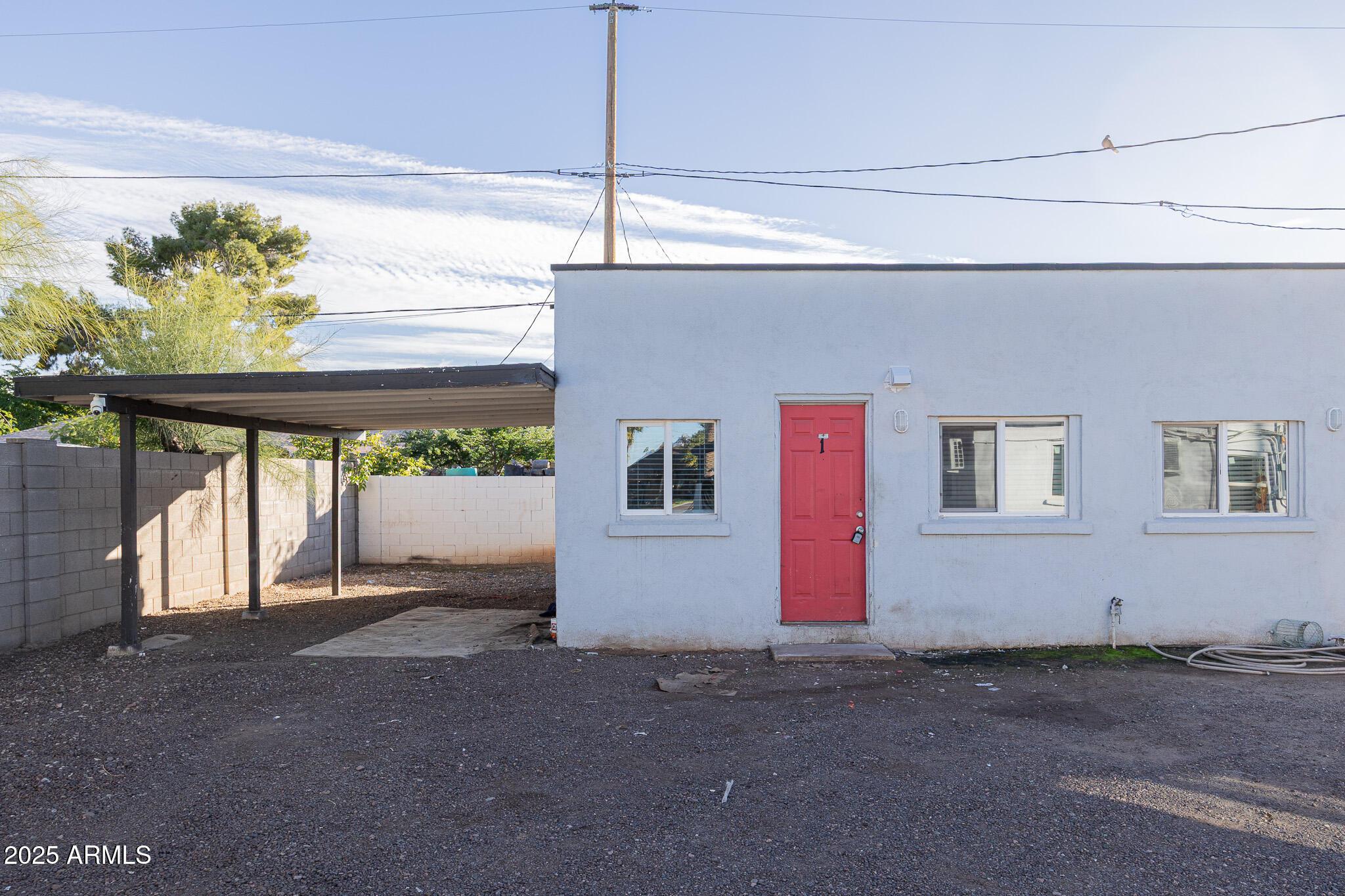 2537 E Willetta Street 1