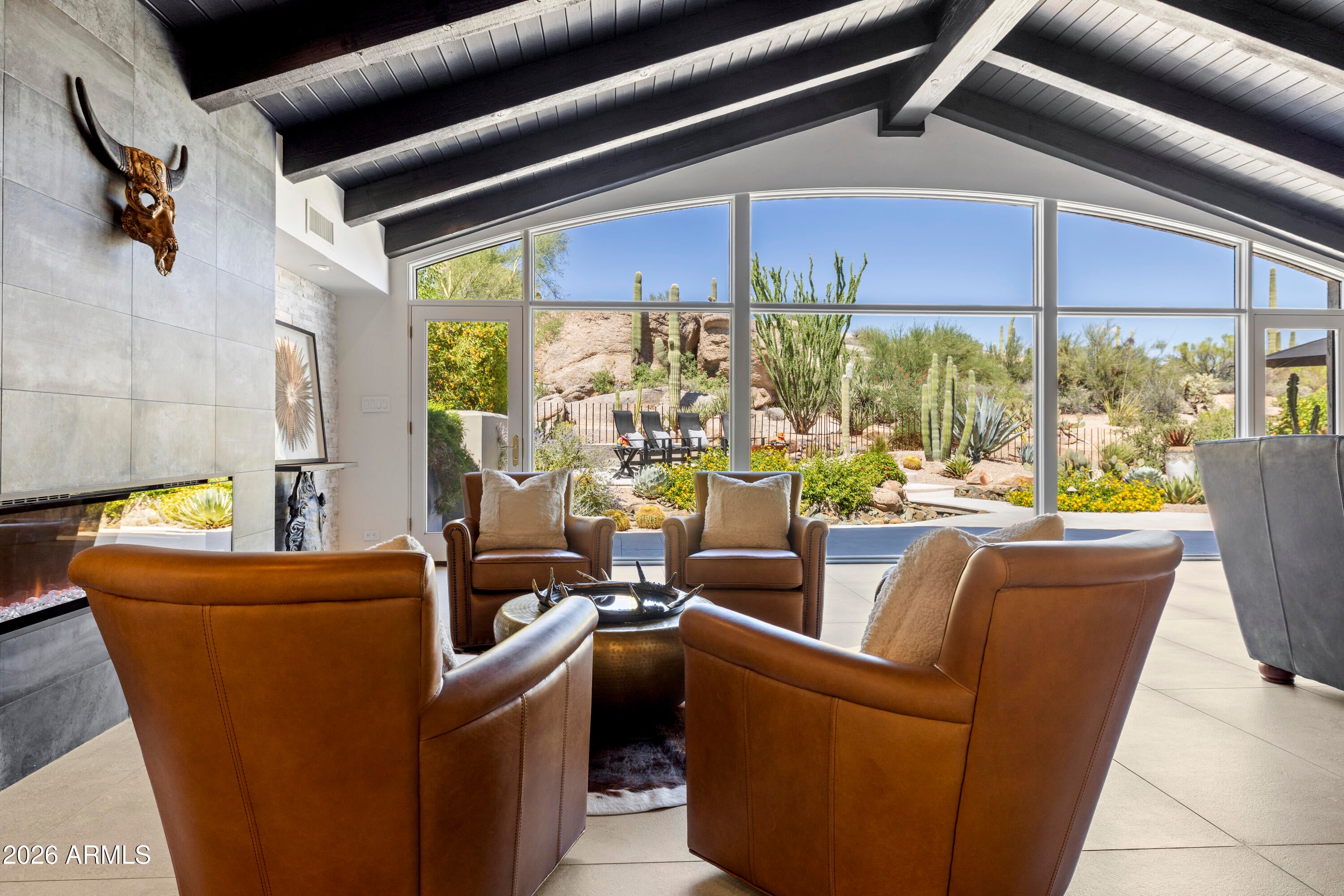 1018 N BOULDER Drive