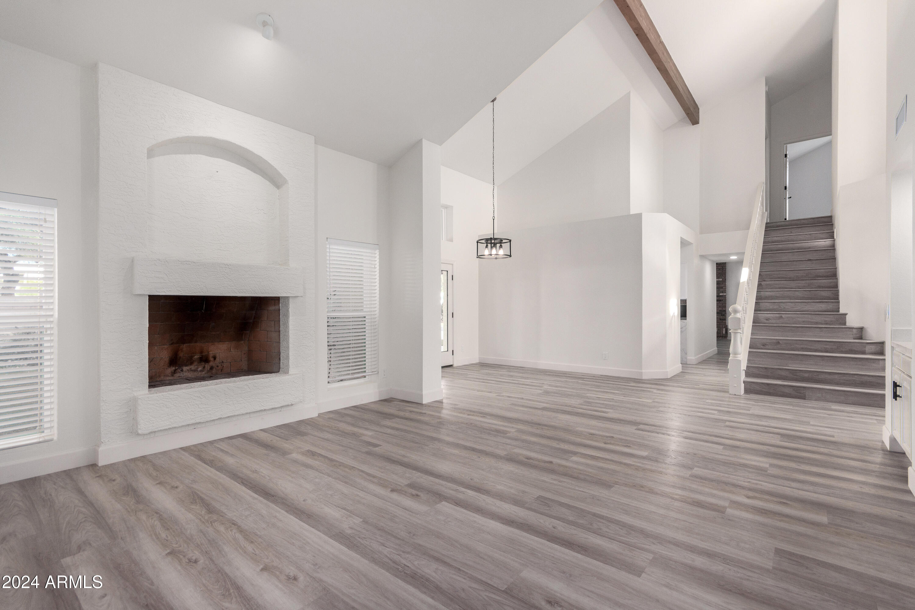 10338 E SAN SALVADOR Drive