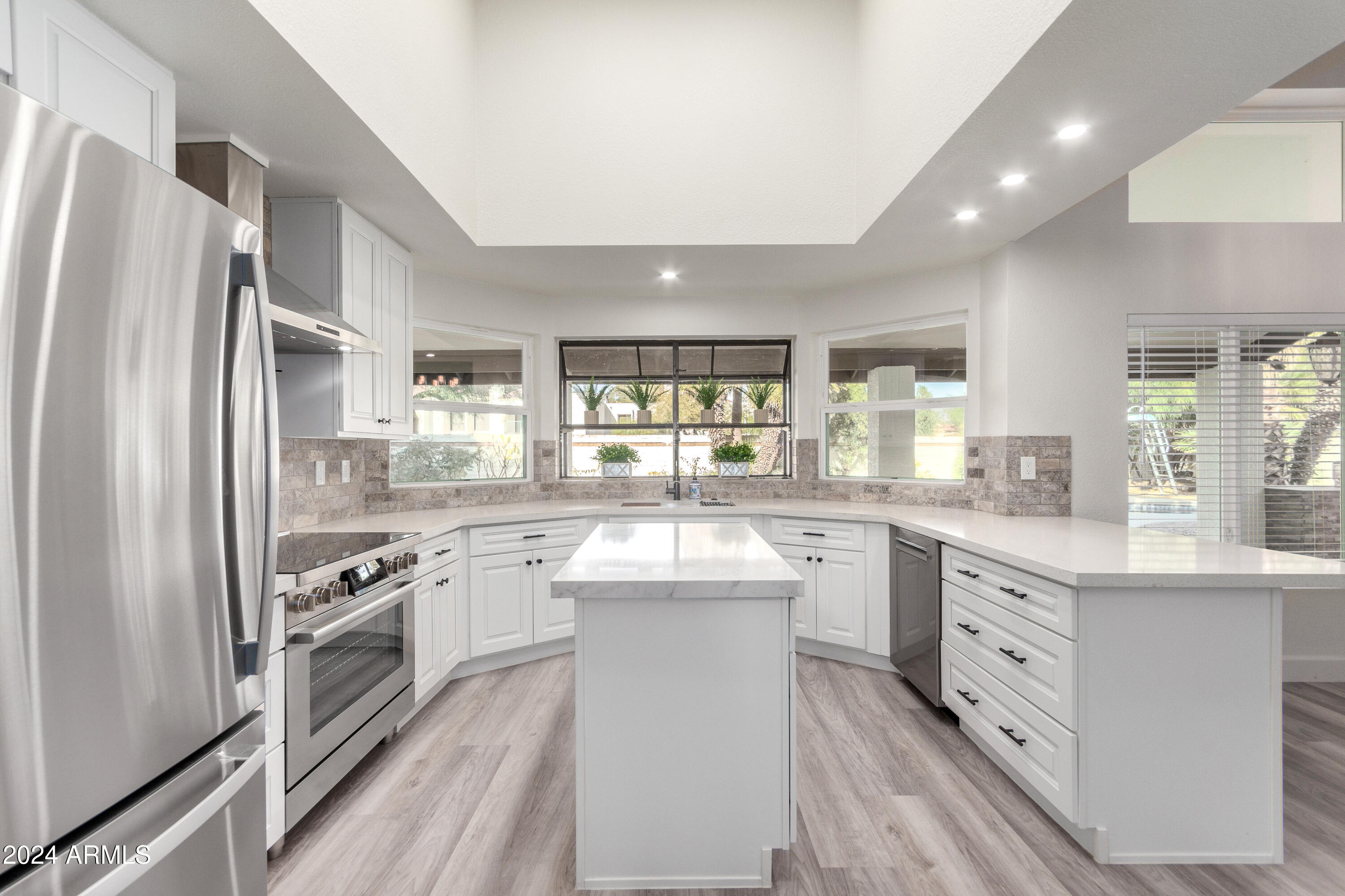 10338 E SAN SALVADOR Drive
