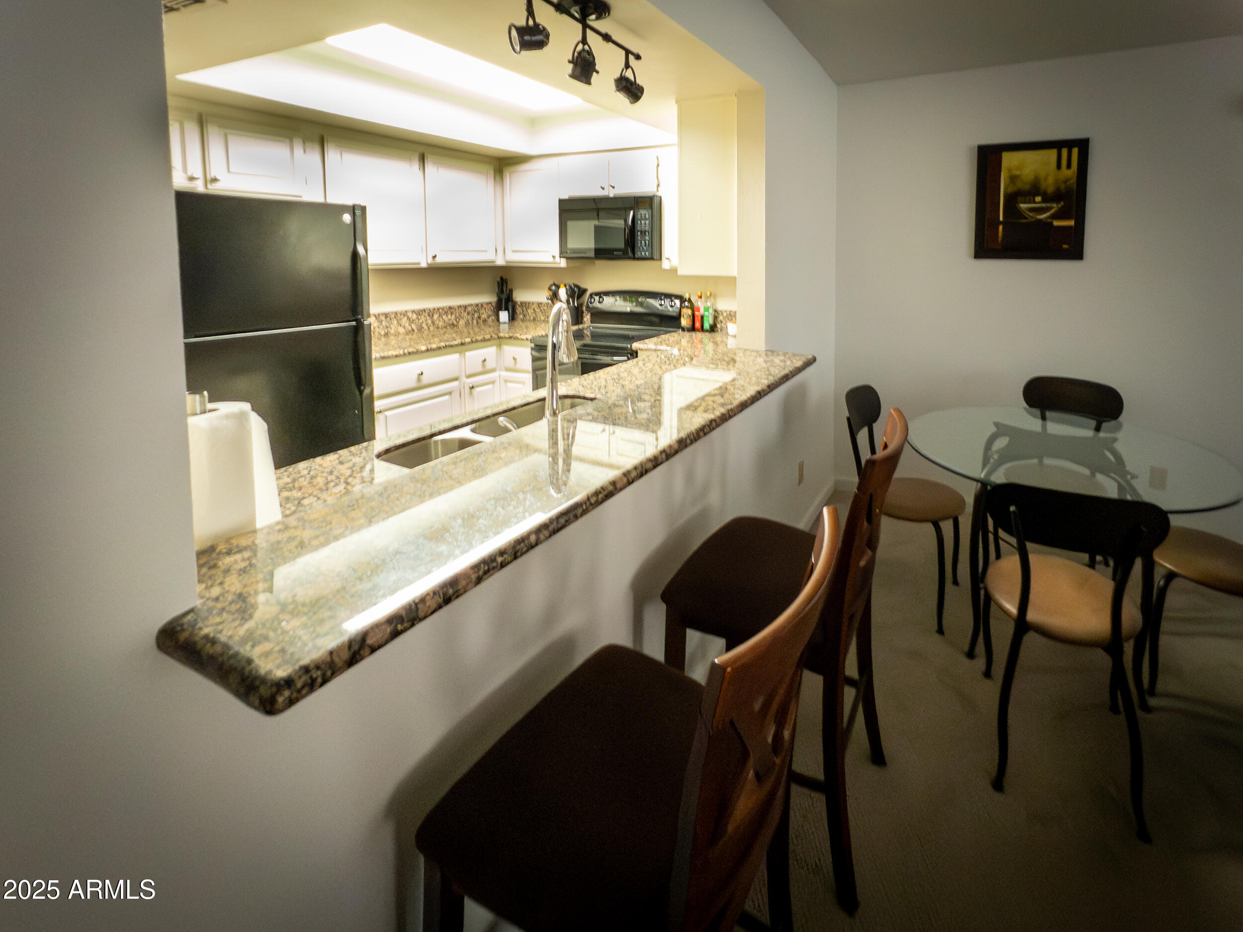 Phoenix, Arizona 85016, United States, 2 Bedrooms Bedrooms, ,2 BathroomsBathrooms,Residential,Active,139906