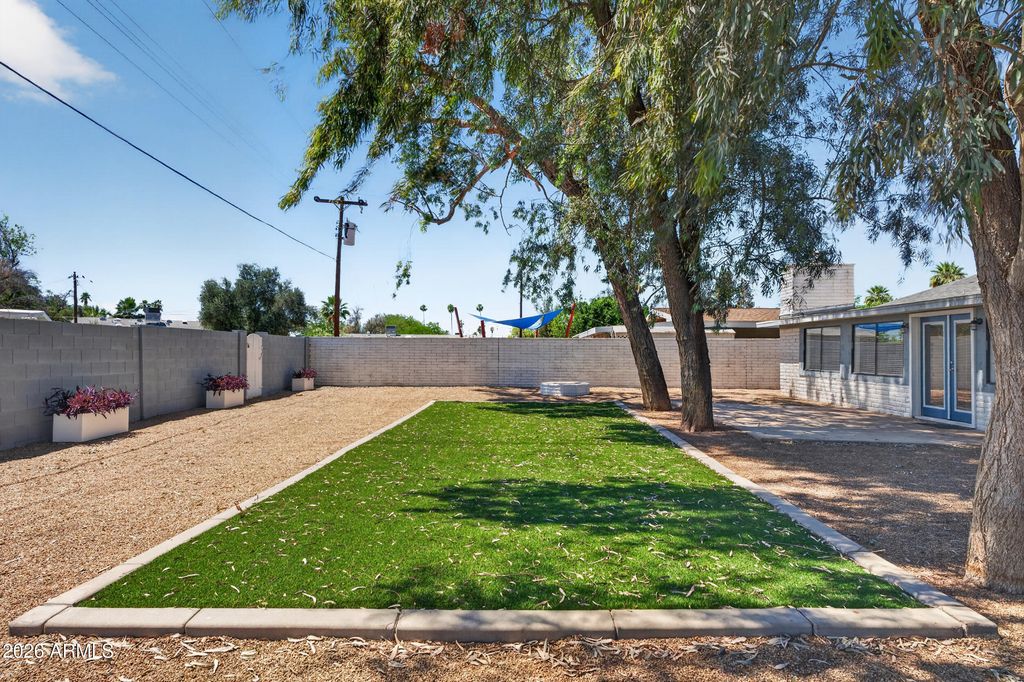 Photo of 713 E Alameda Drive, Tempe, AZ 85282 (MLS # 7016924)