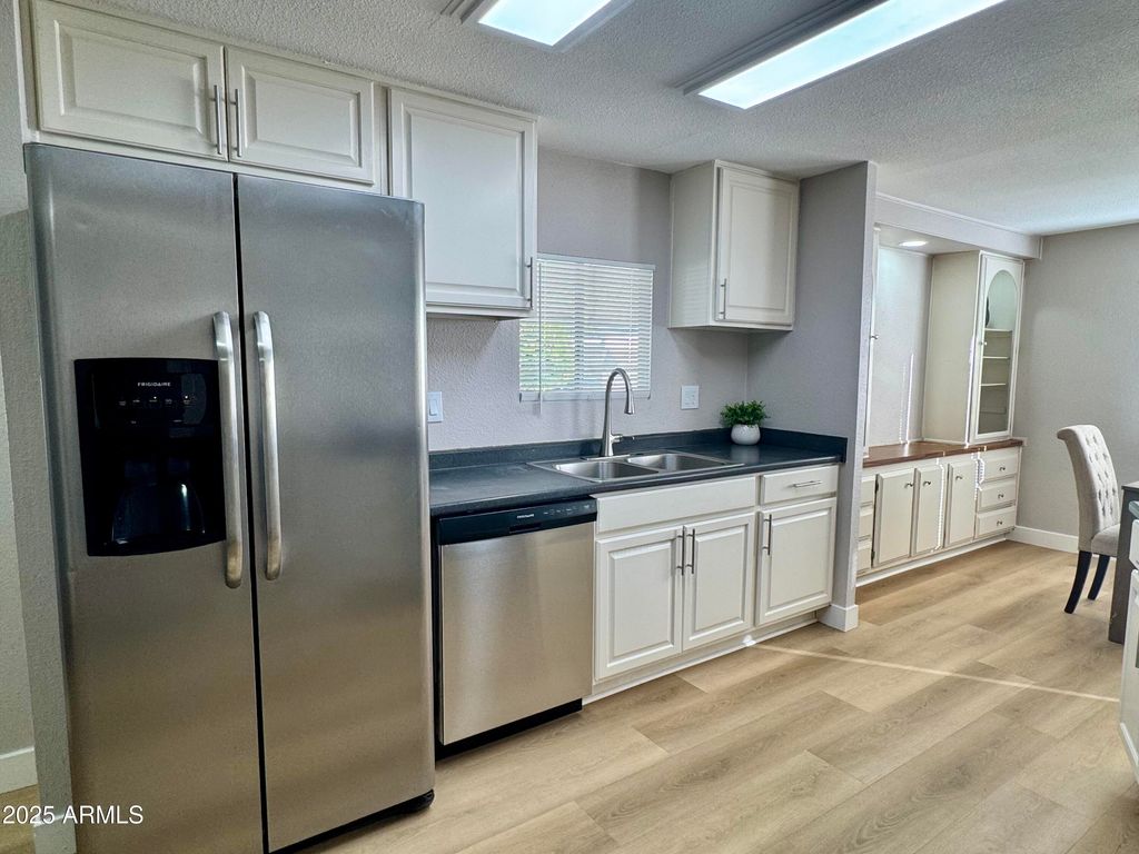 Photo of 8401 N 67th Avenue #59, Glendale, AZ 85302 (MLS # 7044101)