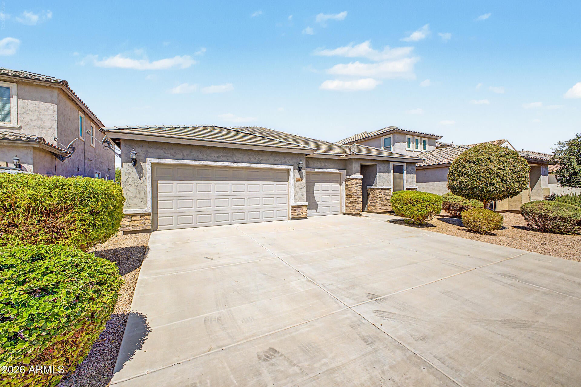36060 N VIDLAK Drive