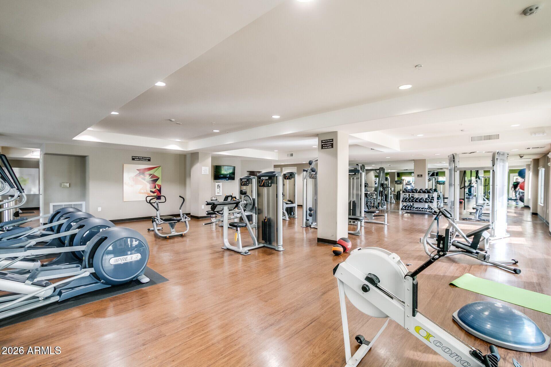 TOSCANA AT DESERT RIDGE CONDOMINIUM 2ND AMD - Residential