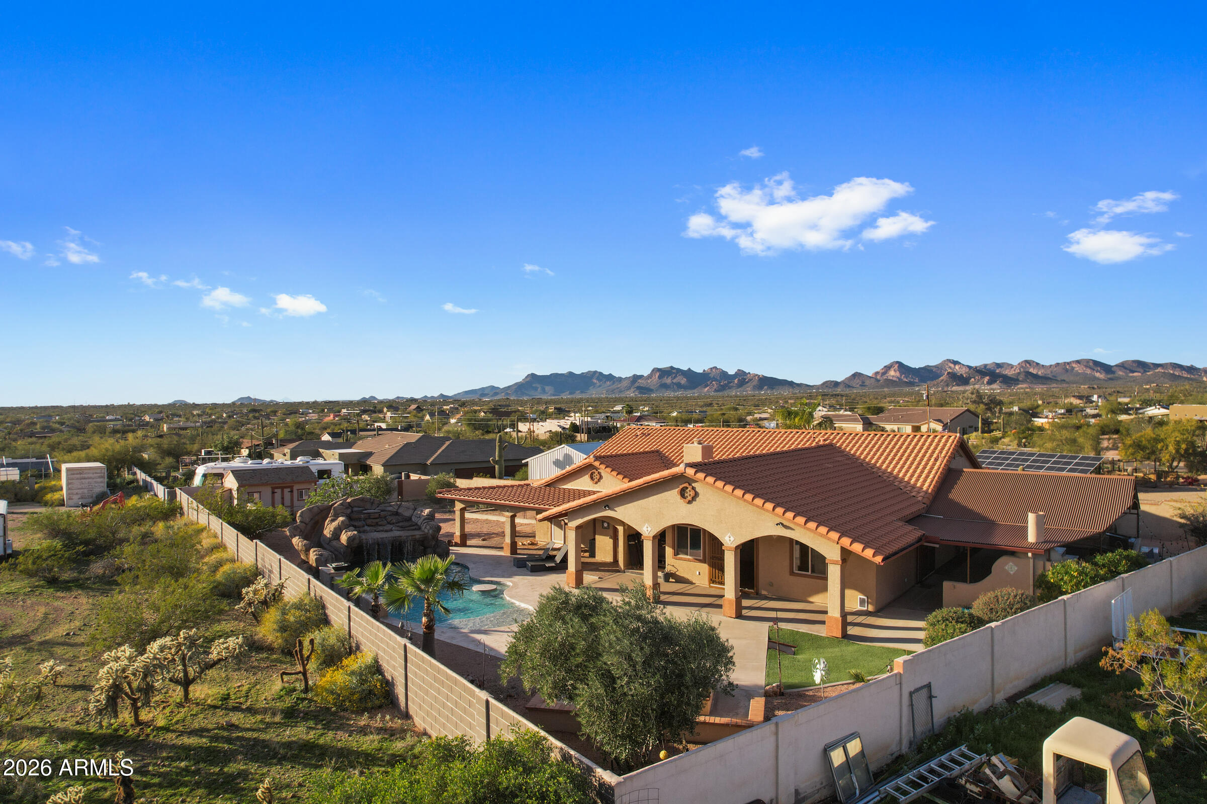 5029 E ROUNDUP Street