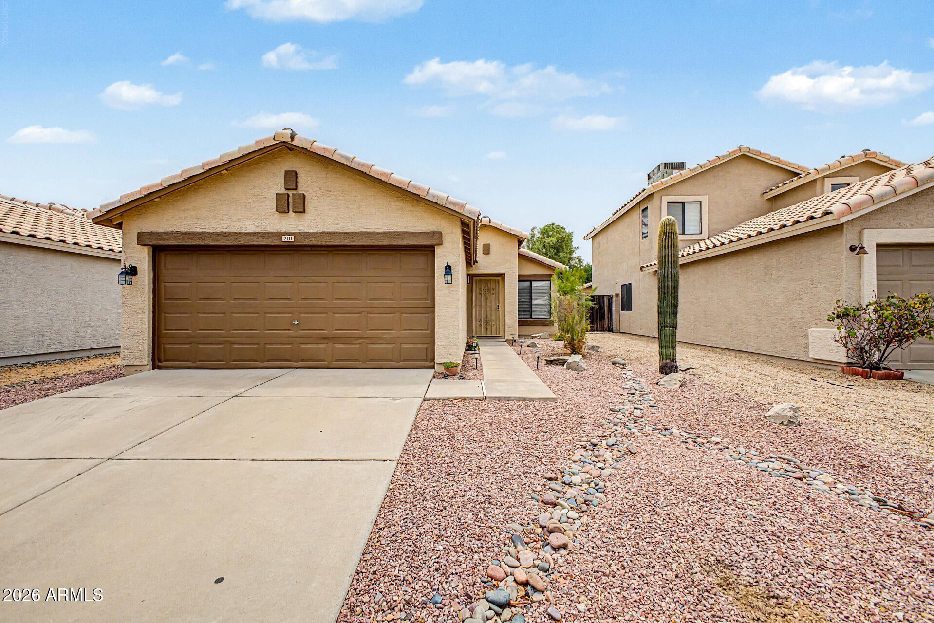 2111 E WILLIAMS Drive
