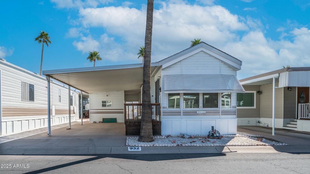 Photo of 932 Nickel Drive #932, Apache Junction, AZ 85119 (MLS # 6840523)