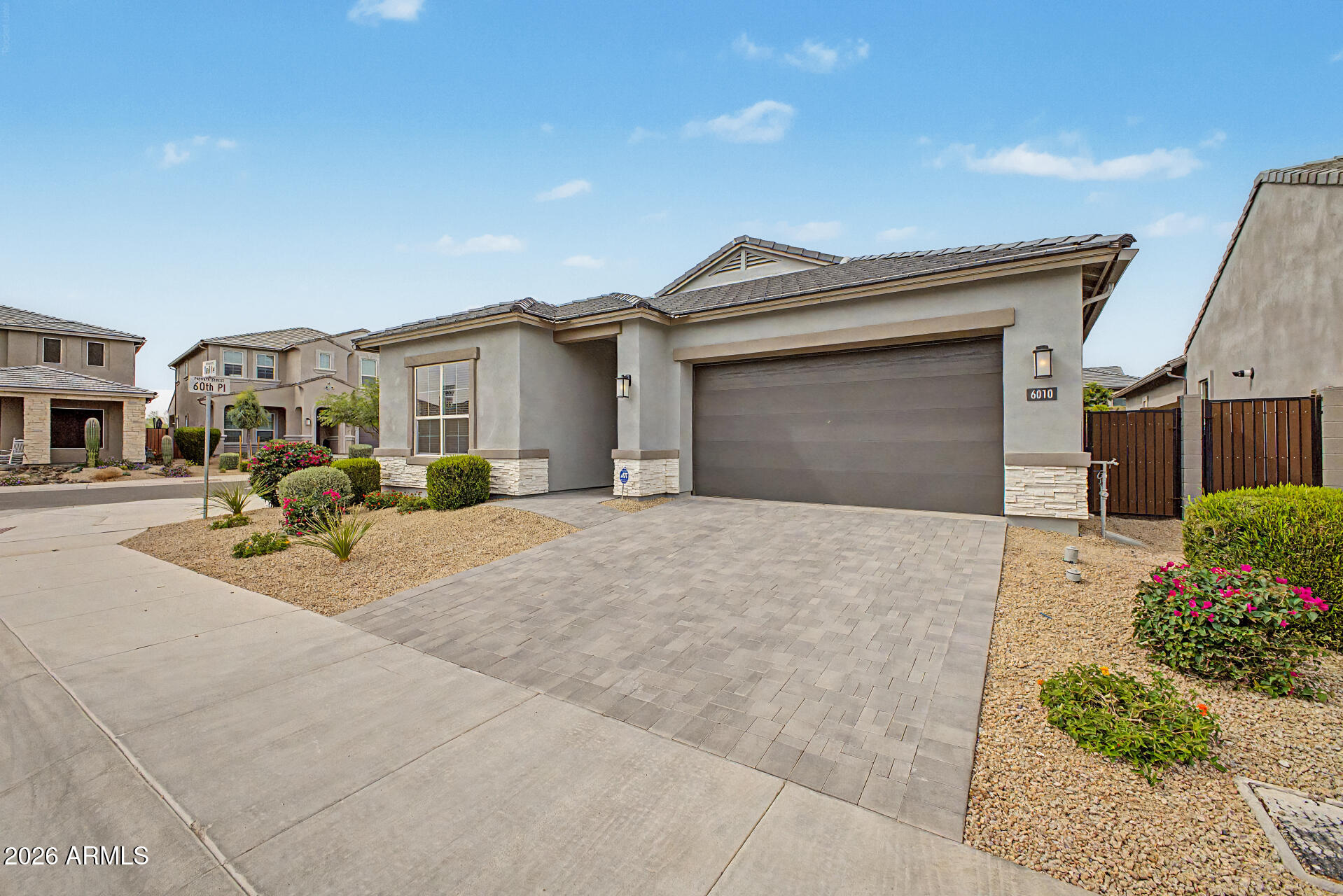 6010 E Quail Avenue