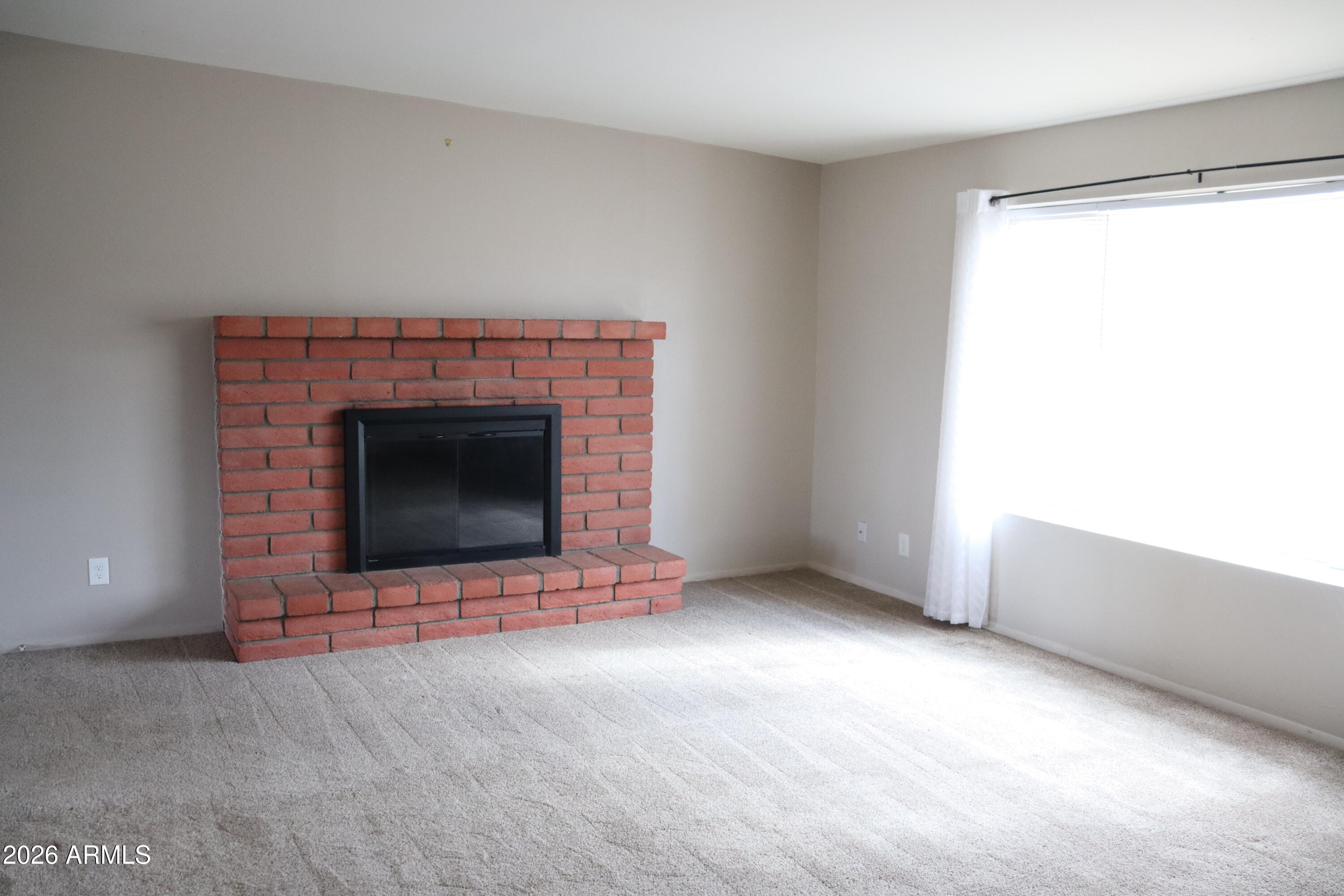 5001 S SIOUX Avenue