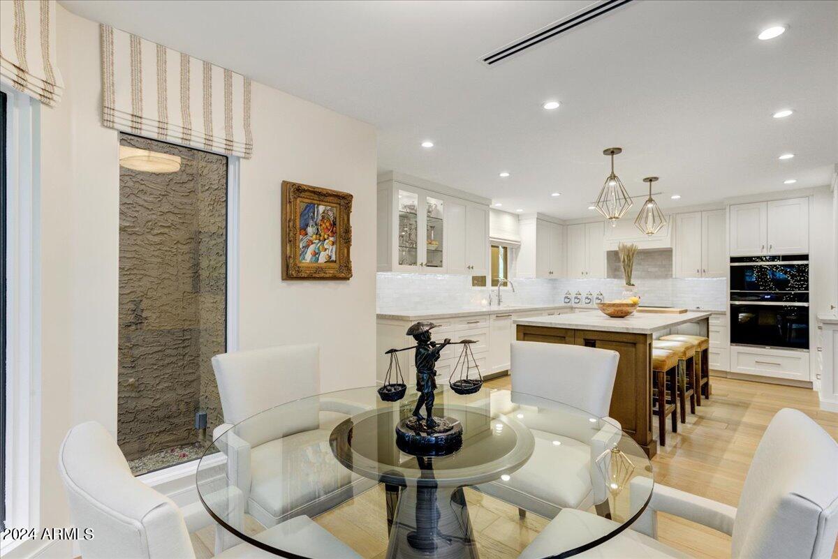 VILLAGE AT CAMELBACK MOUNTAIN - Residential