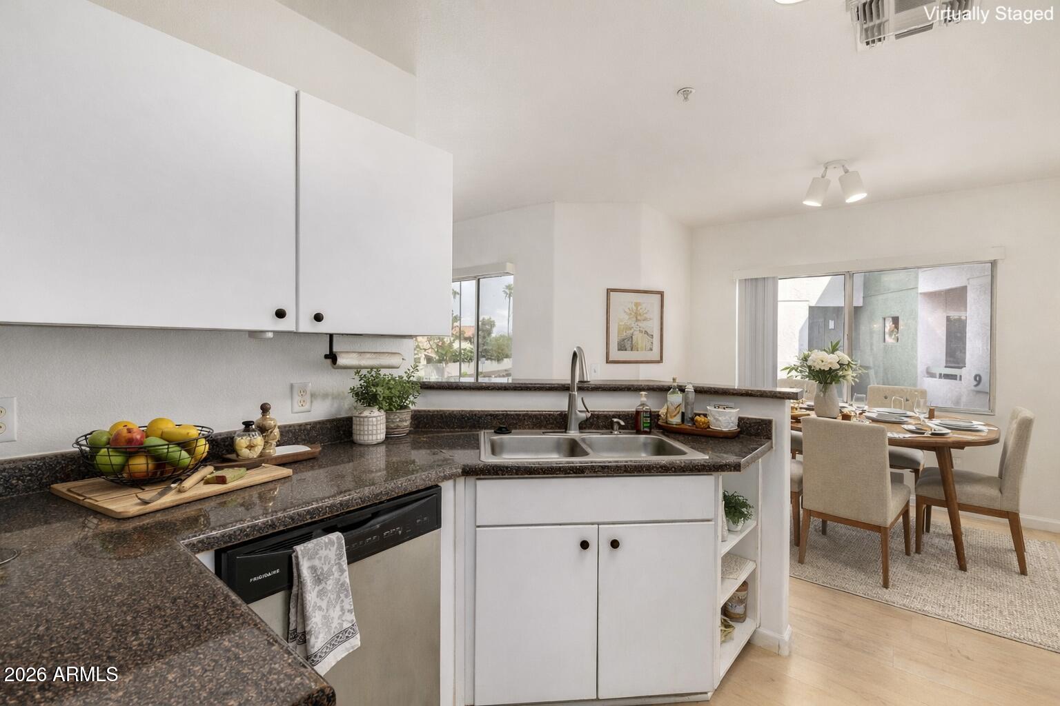 1295 N ASH Street 828