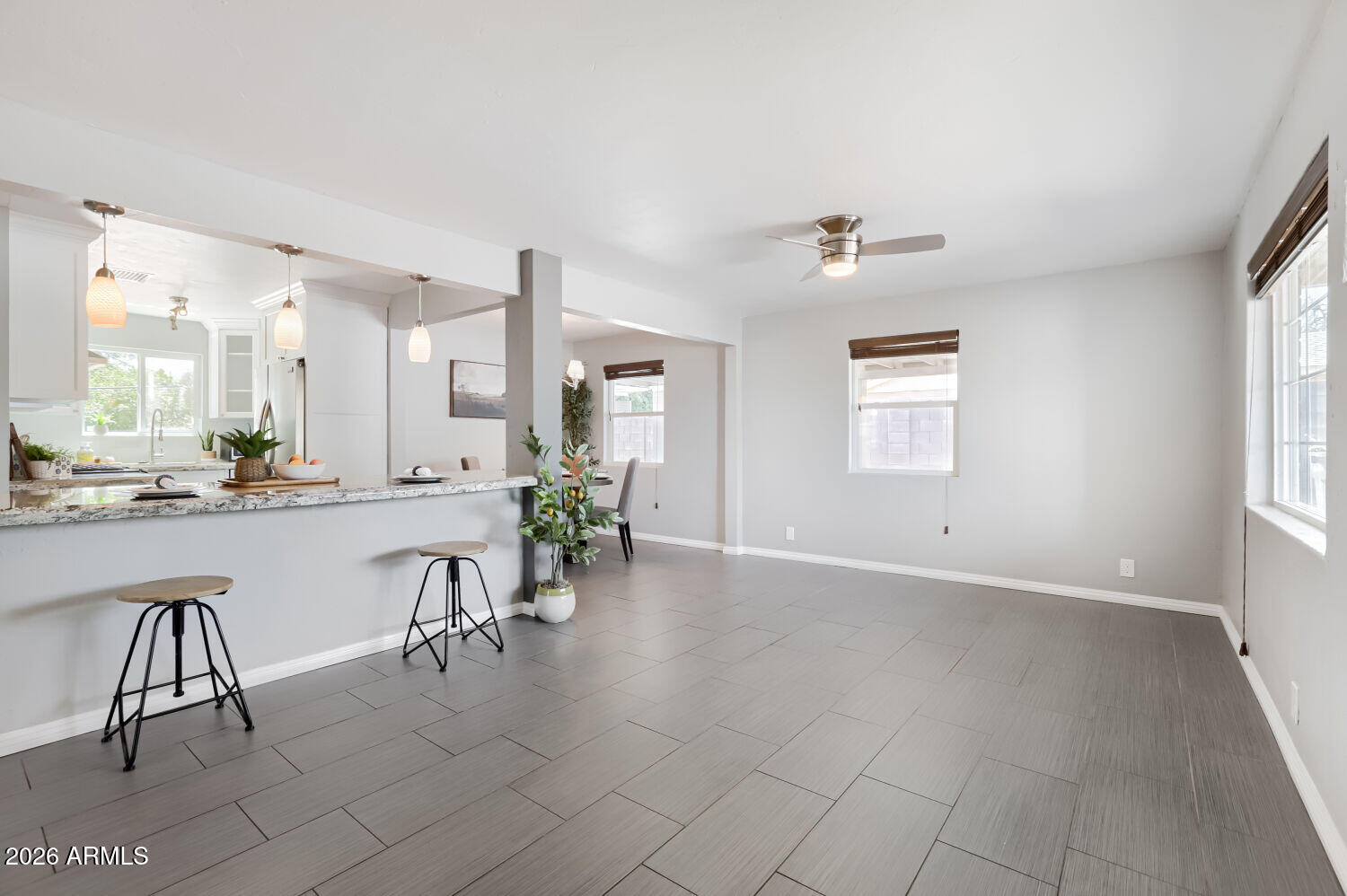 1809 W HEATHERBRAE Drive