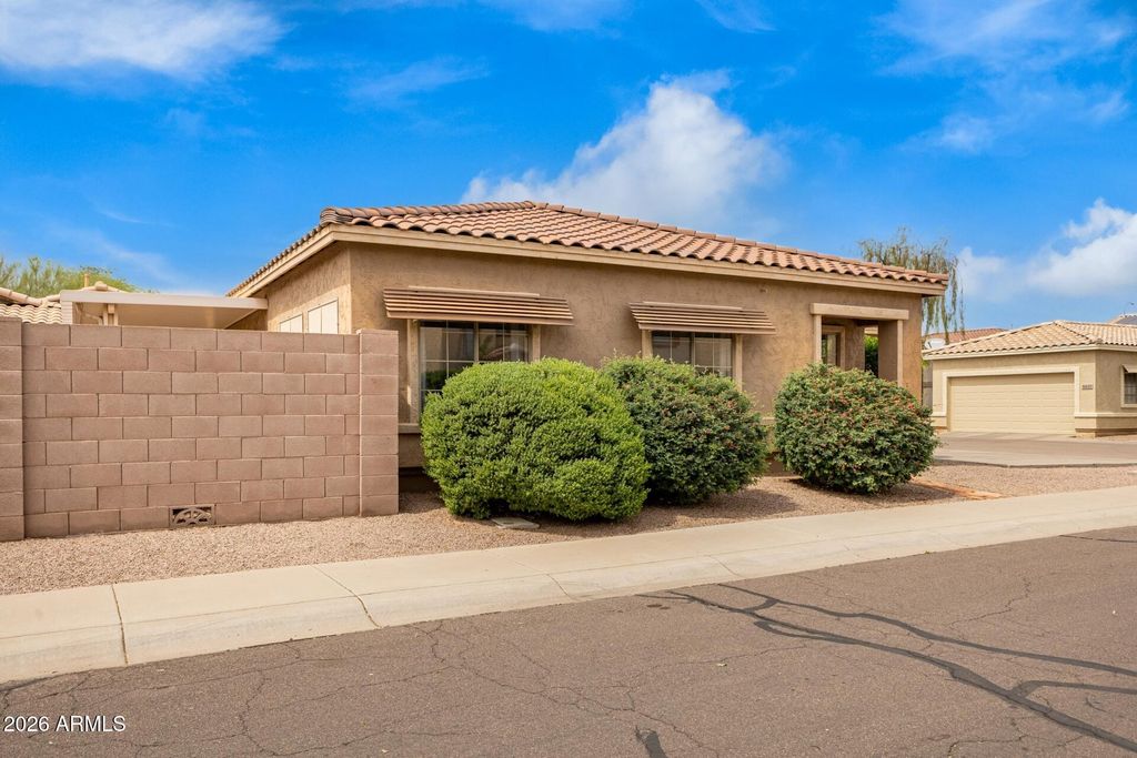 Photo of 6450 S Nash Way, Chandler, AZ 85249 (MLS # 7006696)