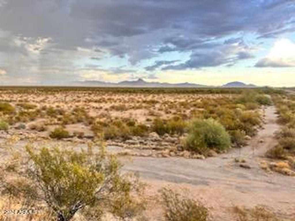 Photo of 0 N Eagle Eye Road #-, Tonopah, AZ 85354 (MLS # 6980854)