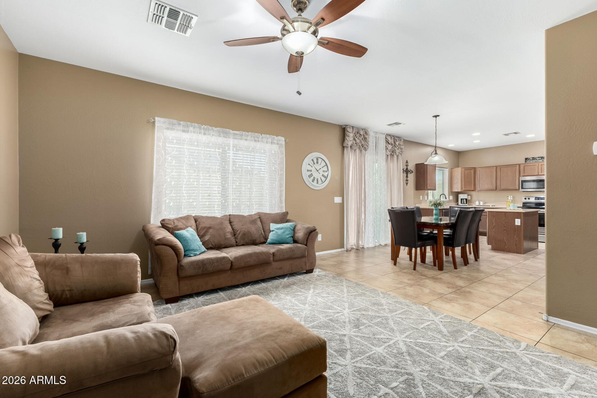 19228 W WASHINGTON Street