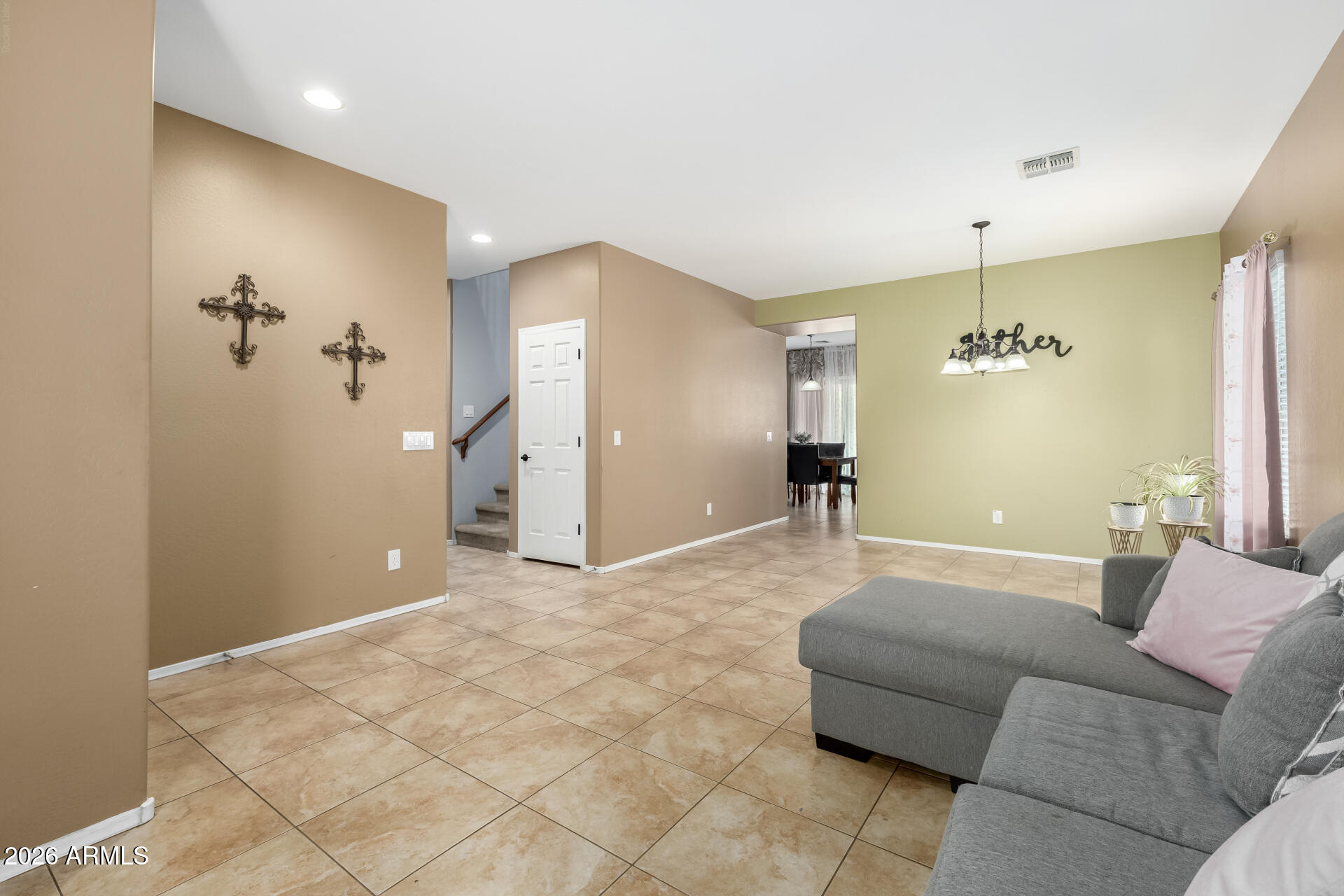 19228 W WASHINGTON Street