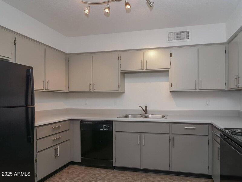 17805 N 40th Street 2