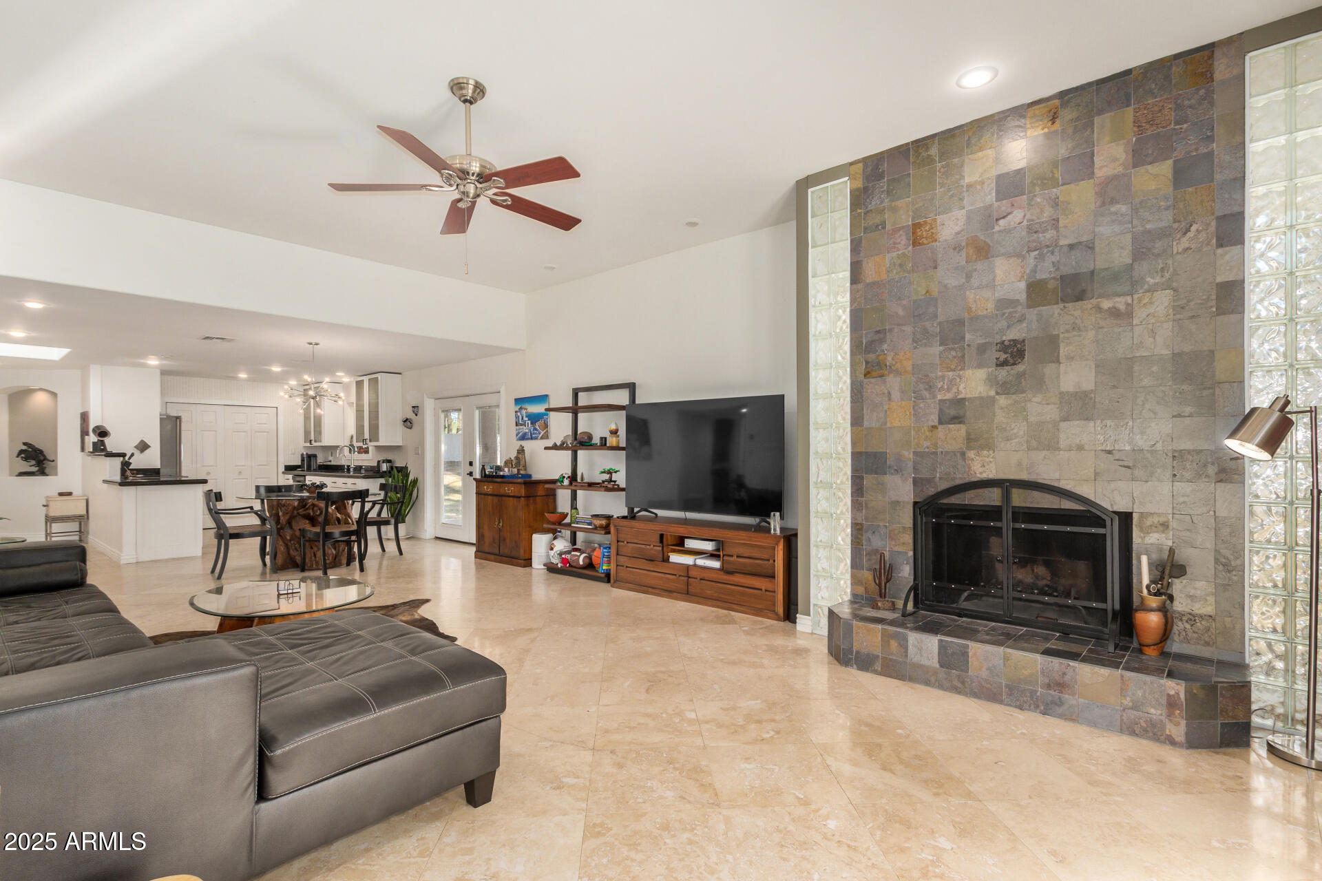7534 E Pleasant Run