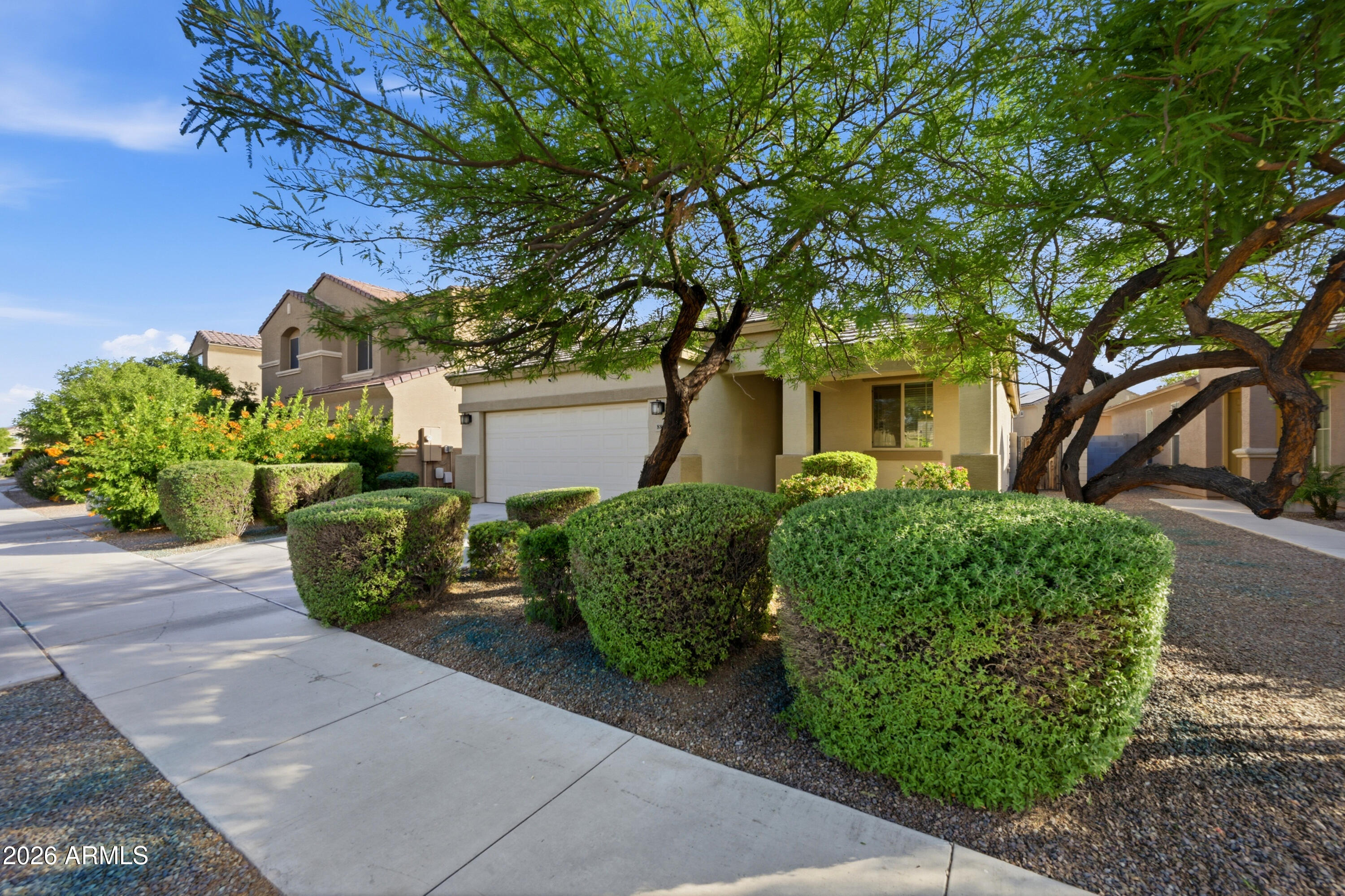 8881 W CAMERON Drive