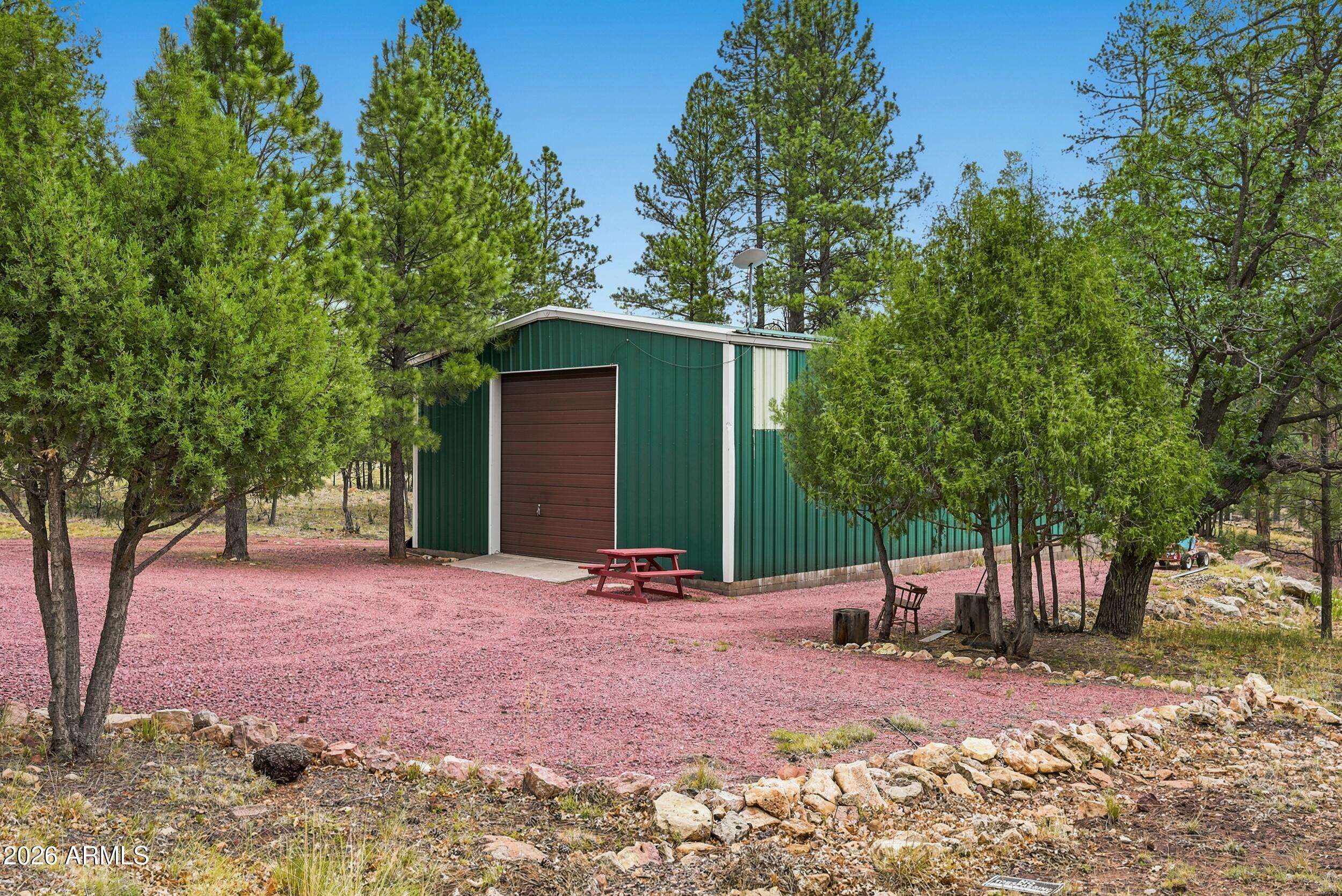 2421 W Velvet Antler Trail