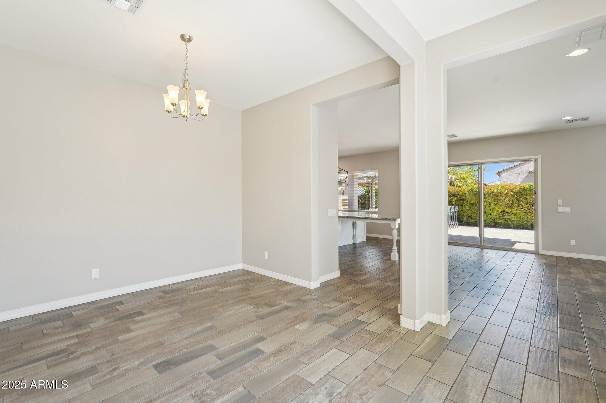 10158 W ANGELS Lane