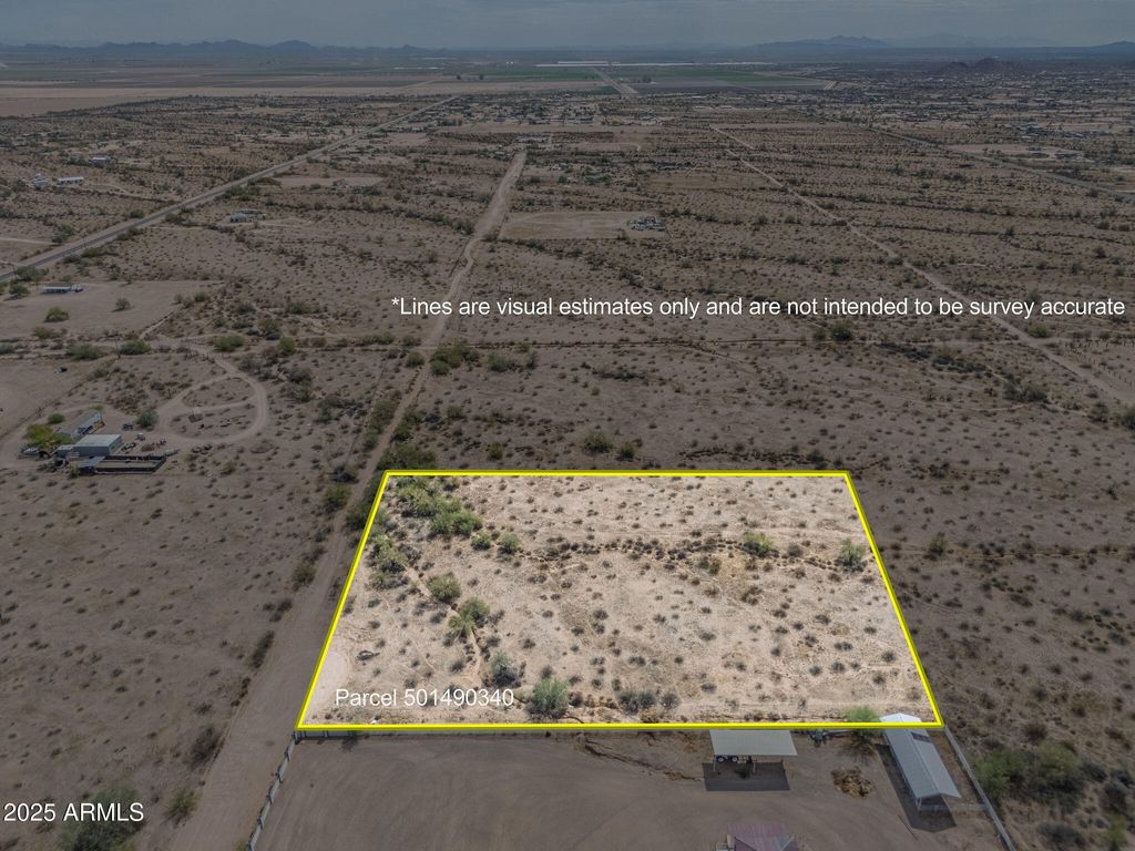 Photo of 13 W Superior Road #34, Maricopa, AZ 85139 (MLS # 6912828)