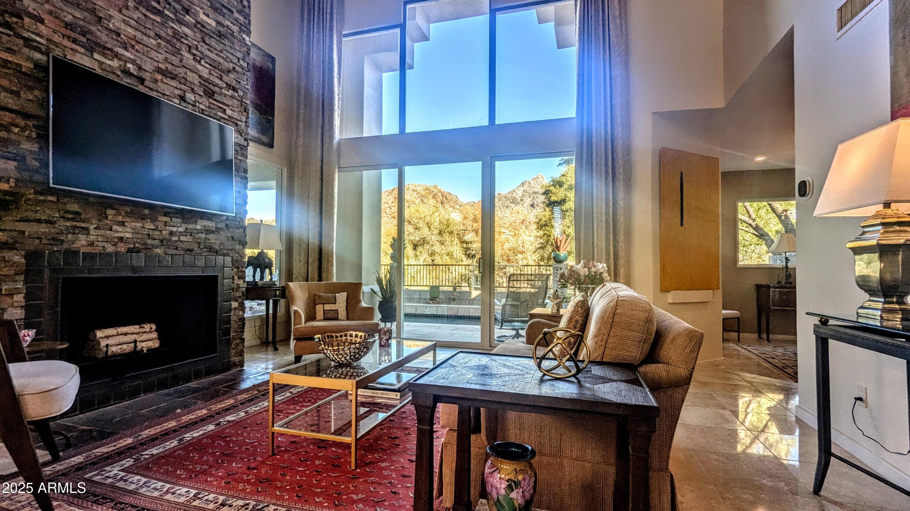 Phoenix, Arizona 85016, United States, 3 Bedrooms Bedrooms, ,4 BathroomsBathrooms,Residential,Pending,32349