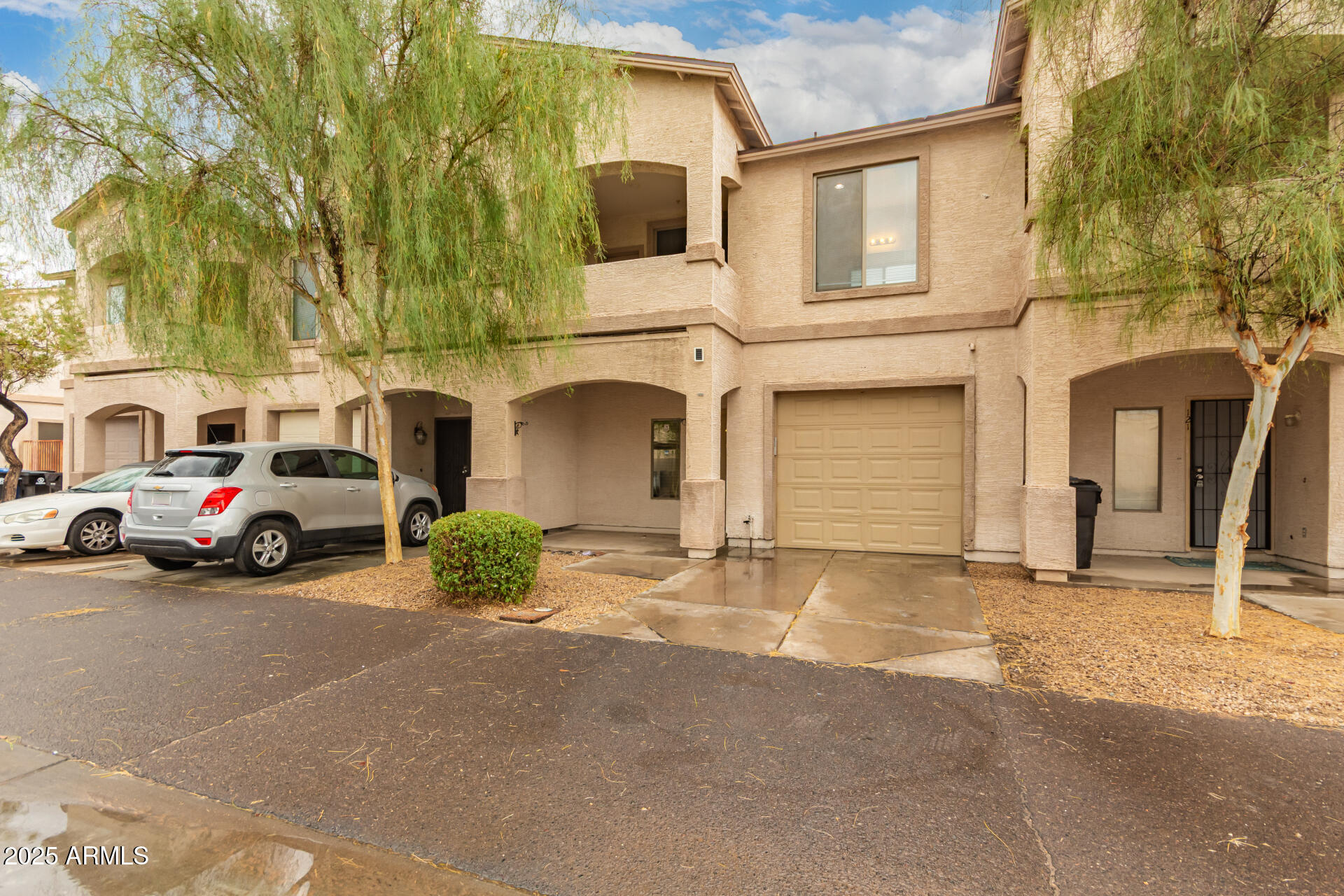206 E LAWRENCE Boulevard 122