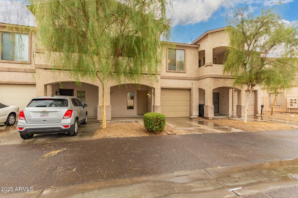 Photo of 206 E Lawrence Boulevard #122, Avondale, AZ 85323 (MLS # 6925716)
