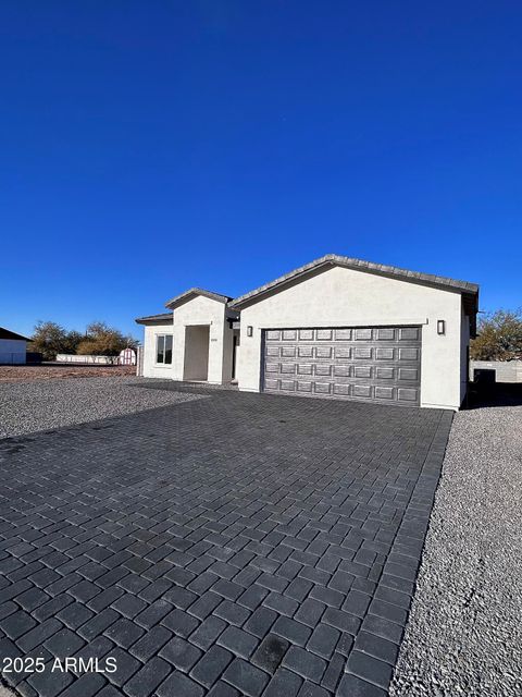 A home in Arizona City